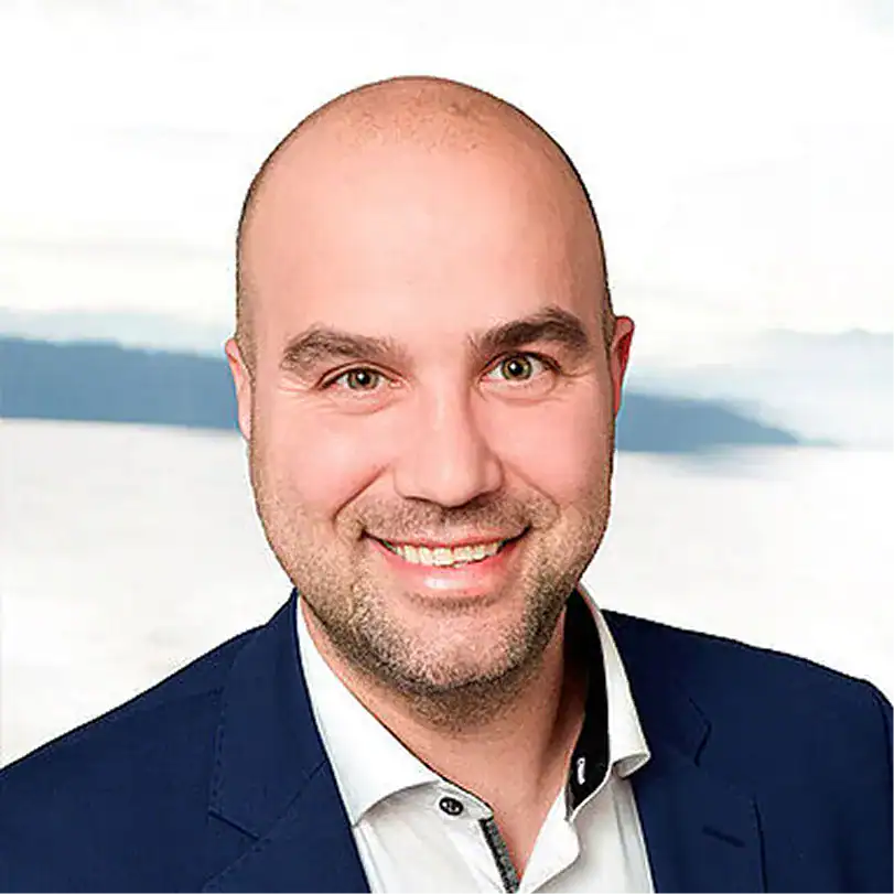 Porträt von Jens Riemann, Facility Management Experte.